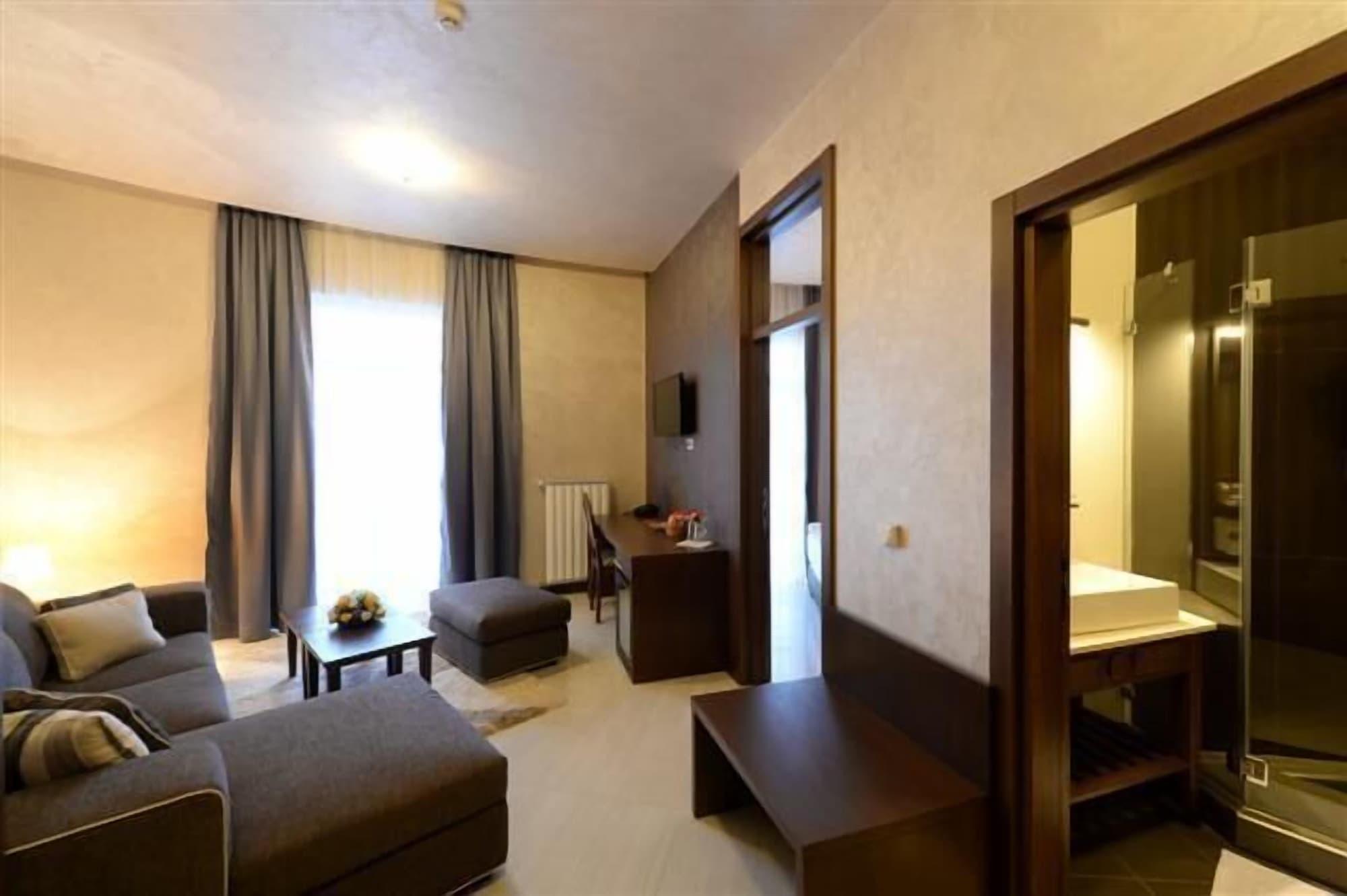 Hotel Majdan Белград Екстериор снимка