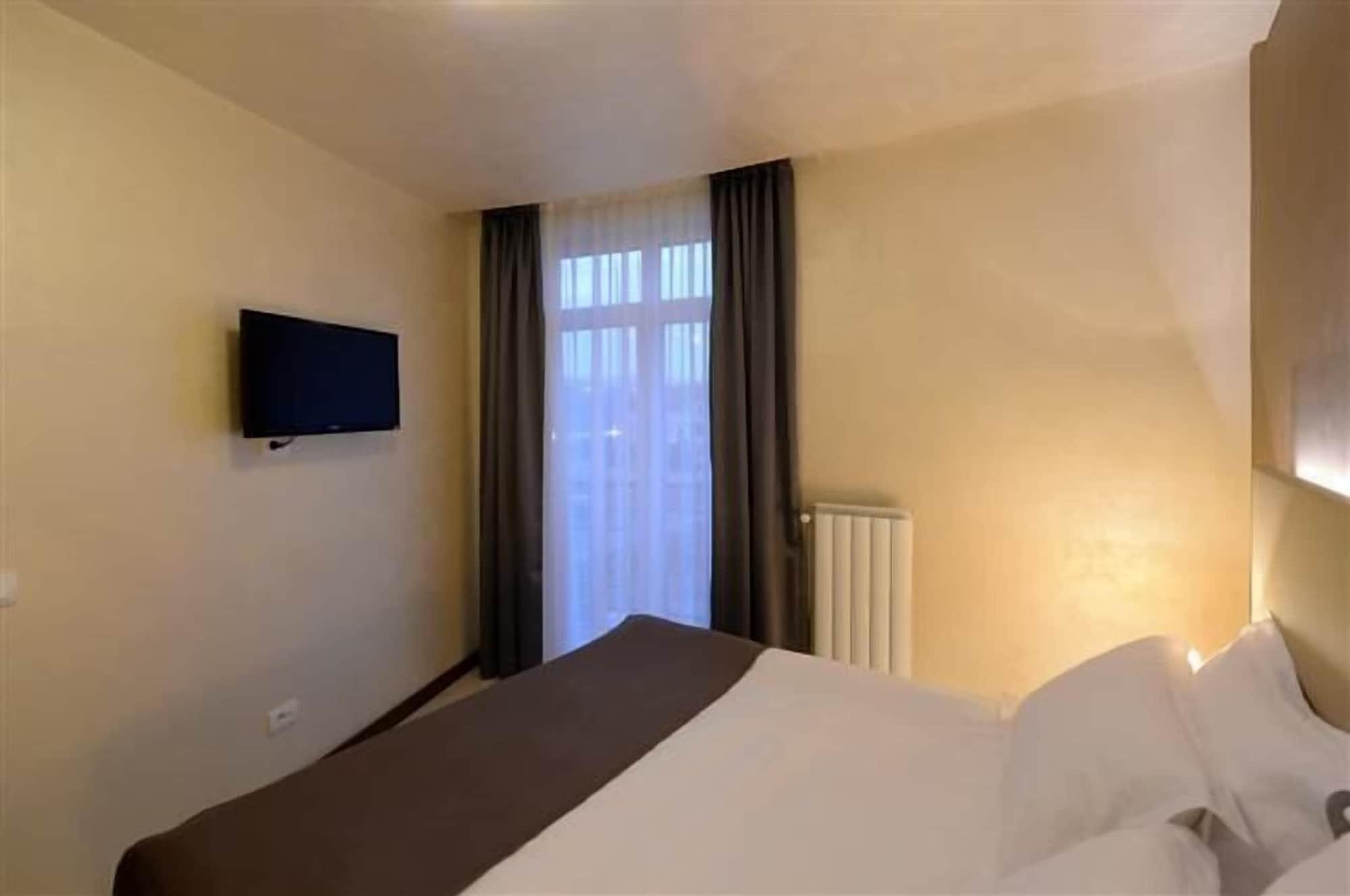 Hotel Majdan Белград Екстериор снимка