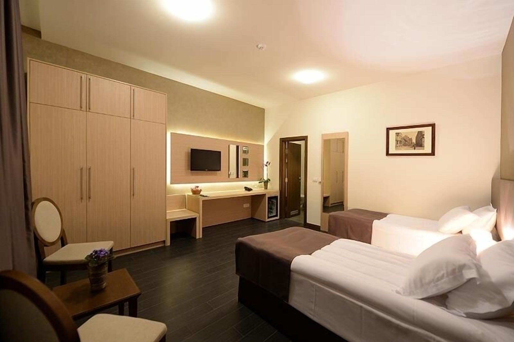 Hotel Majdan Белград Екстериор снимка