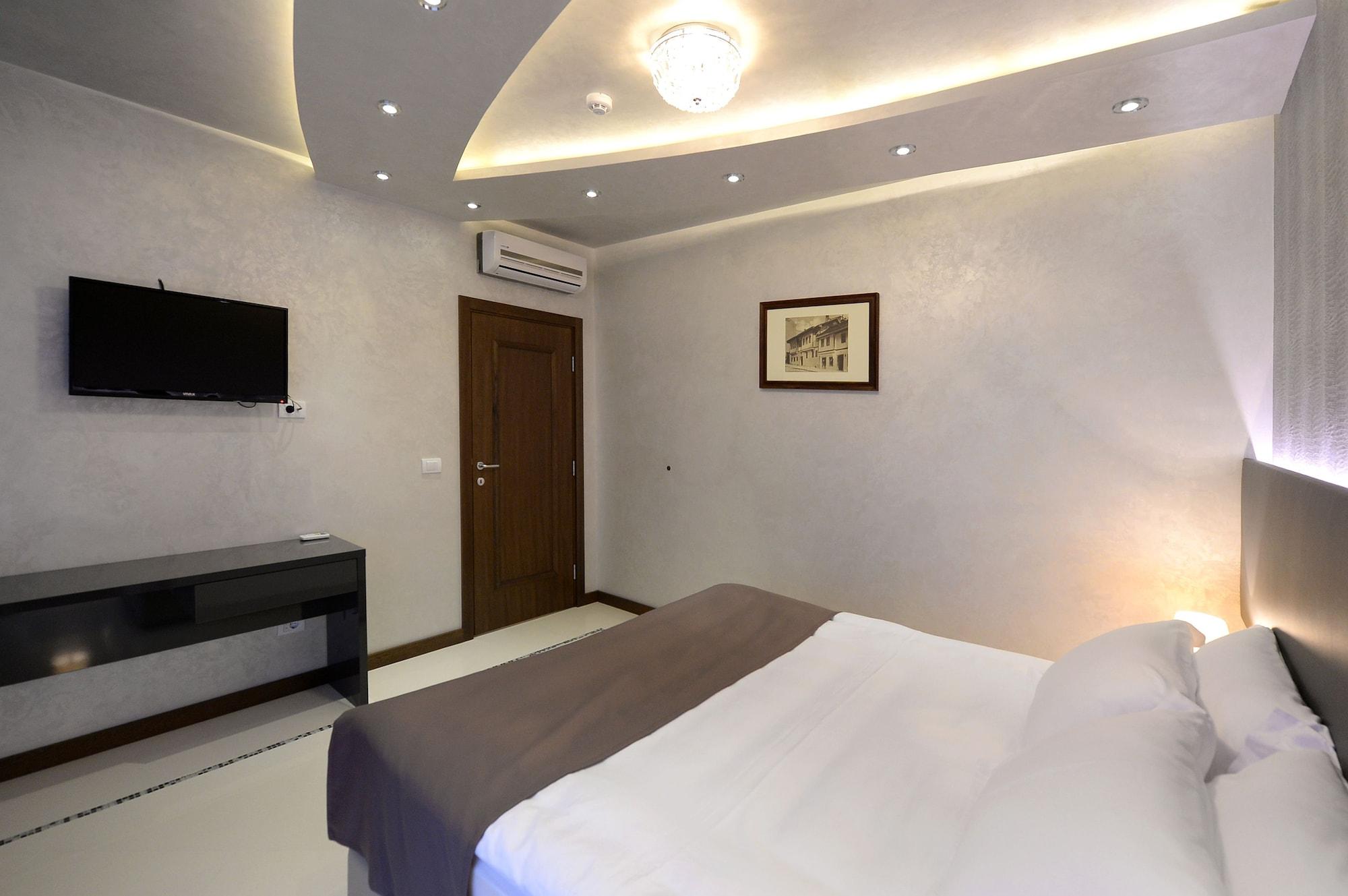 Hotel Majdan Белград Екстериор снимка